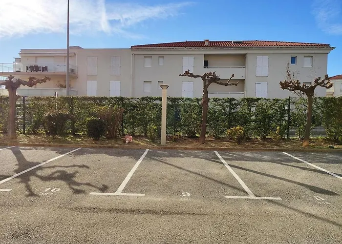 2 Pièces Avec Terrasse à 100m De La - Parking Privé, Antibes - Fr-1-252-155 Juan-les-Pins