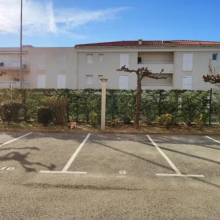 2 Pieces Avec Terrasse A 100m De La - Parking Prive, Antibes - Fr-1-252-155 Juan-les-Pins