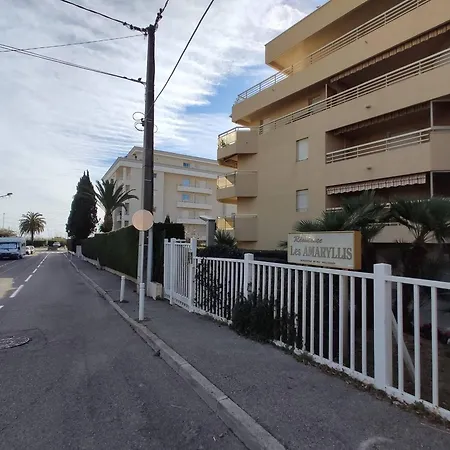 Apartment 2 Pieces Avec Terrasse A 100m De La - Parking Prive, Antibes - Fr-1-252-155